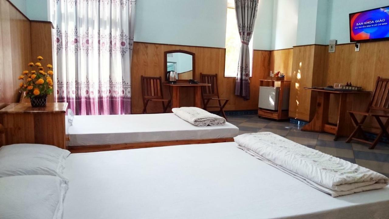 Cao Nguyen Hotel Pleiku Exterior foto